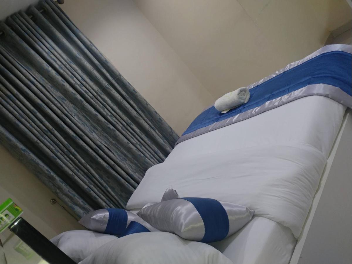 Appleville Suites Ikeja Esterno foto